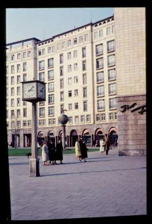 Strausberger Platz 27.6.60.
