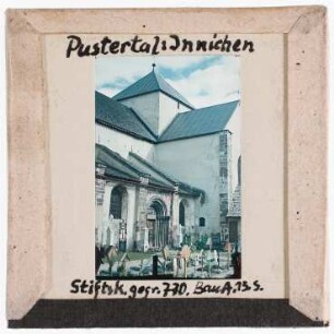 Innichen: Stiftskirche (Foto 1944)