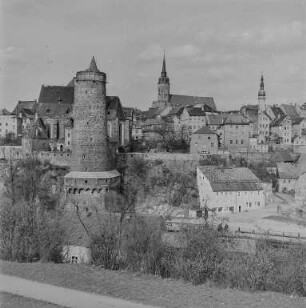 Bautzen : Stadtansicht auf Alte Wasserkunst, Mühltor, Michaeliskirche, St. Petri und Rathaus