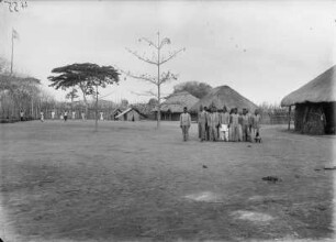 Personenaufnahme (Deutsch-Ostafrikaexpedition 1906-1907)