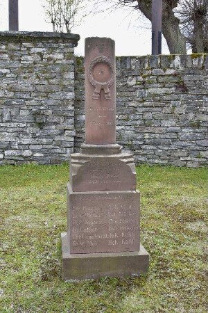 Ehrenmal; Neu-Anspach, Friedhofsweg