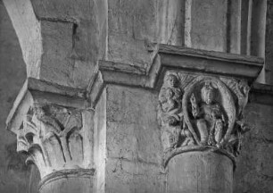 Vierter Pfeiler von Westen, östliches Kapitell, Christus und Evangelistensymbole