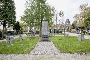 Ehrenmal; Kronberg, Frankfurter Straße 45, Frankfurter Straße 51, Frankfurter Straße 49, Frankfurter Straße 47