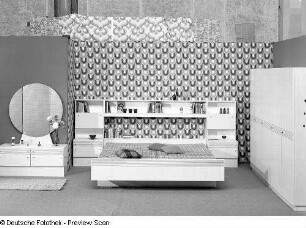 Schlafzimmer (Modell T 17)