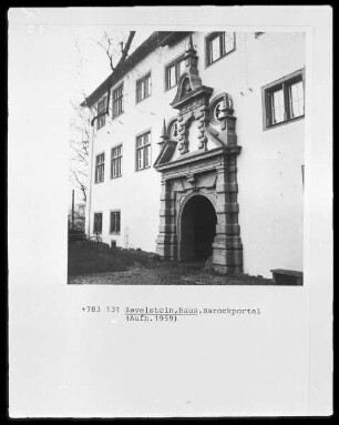 Haus Portal