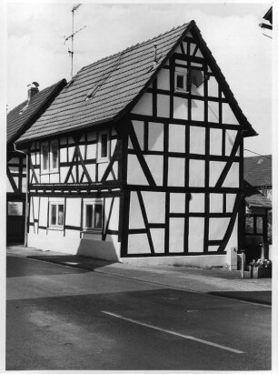 Solms, Lindenstraße 24