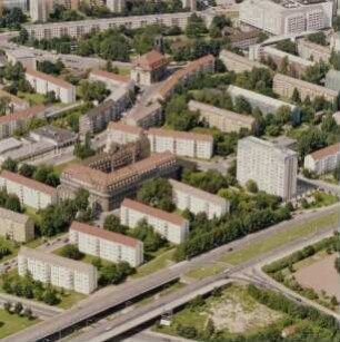 Bebauung zwischen Budapester und Freiberger Straße mit AOK-Verwaltungsgebäude, Sternplatz, und Annenkirche