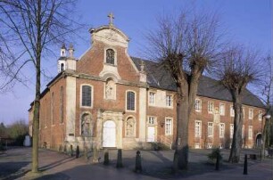 Katholische Pfarrkirche zur Unbefleckten Empfängnis