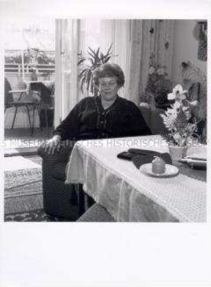 Serie "Kolleginnen und Kollegen - Bürger der DDR" - Ramona Schillinger, arbeitslos