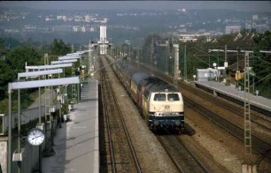Stuttgart Sommerrain Lok 218 222 Vorspann Lok Baureihe 218 UIC-X-Wagen DR-Wagen