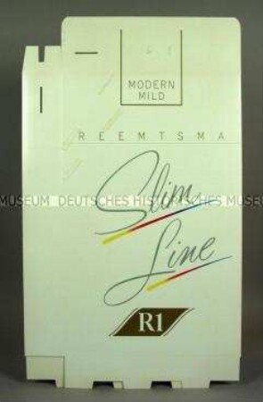 Werbeaufsteller mit Werbeaufdruck für "R1 Slim Line"-Zigaretten, Zigarettenschachtel