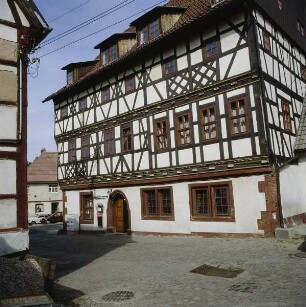 Suhl. Rathaus. Westliche Traufseite von Südwesten