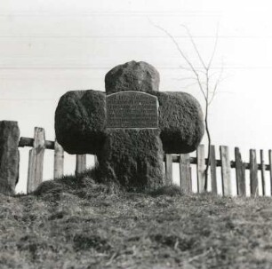 Richter Mittags Kreuz mit Inschriftenfeld