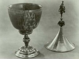 Deckelpokal
