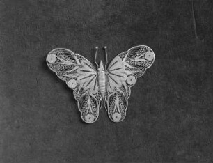 Brosche in Gestalt eines Schmetterlings