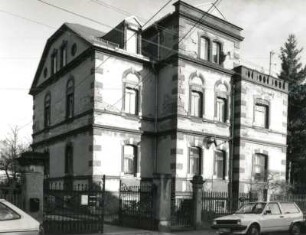 Radebeul. Wohnhaus, Wichernstraße 18 (um 1895). Straßenansicht