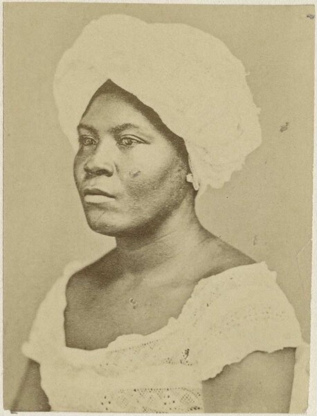 Portrait of an Afro-Brazilian woman (slave)