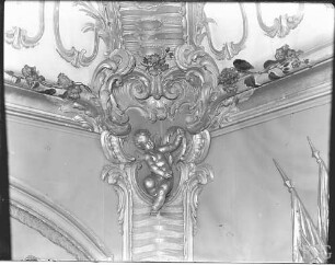 Potsdam, Neues Palais, Wohnung Friedrich II., Blaue Kammer, R.: 179, Südostecke.
