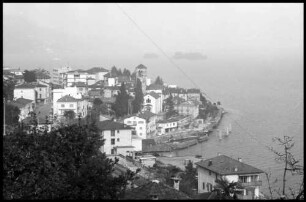 Brissago: von der Höhe auf Ort und See