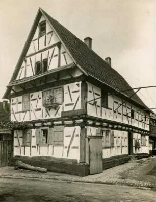 Hauptstr.: Wirtschaft, Fachwerk