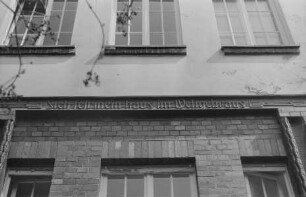Haus Peter Behrens — Fenster (Bauelement)