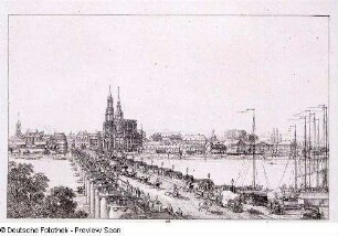 Dresden vom Narrenhäuschen an der Elbbrücke, Nr. 26 : Dresden, Blick vom Narrenhäusel an der Elbbrücke auf Brücke und Altstadt