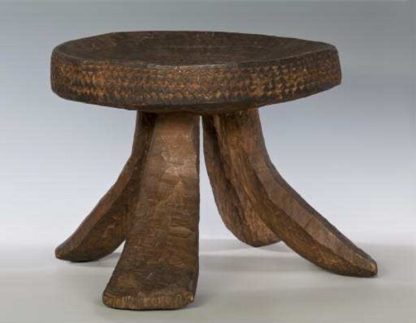 Tabouret du trône