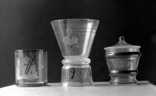 Trinkglas zum Kriegsjahr 1916