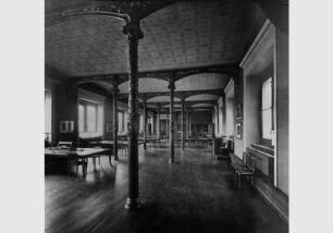Studiensaal des Kupferstichkabinetts im westlichen Kunstkammersaal des Neuen Museums