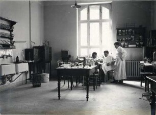Städtisches Klinikum 1907 - 1922. Prosektur - Bakteriologischer Raum