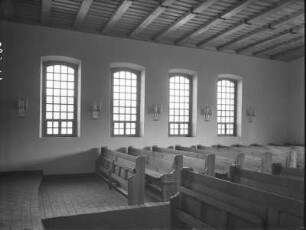 Schirgiswalde-Kirschau. Evangelische Friedhofskapelle (um 1920). Innenansicht nach Osten