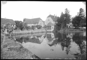 Leippen. Dorfteich