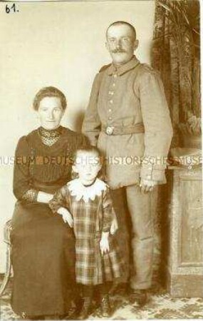 Soldat mit Familie