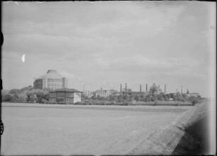 Dresden, Gasometer Reick : Dresden-Reick. Gaswerk. Gesamtansicht von Nordwesten