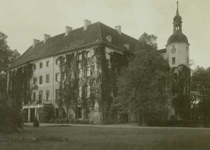 Schloss Baruth, Südostansicht