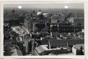 Berlin, Blick vom Rathausturm des Roten Rathauses