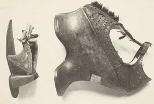 oben: Venetianischer Courtisanenschuh, unten: Unterschuh
