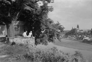 Meißen. Blick über die Elbe zur Albrechtsburg mit Dom