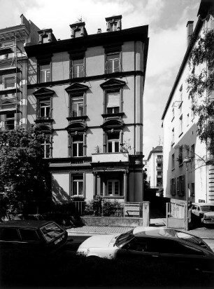 Frankfurt, Emil-Claar-Straße 10