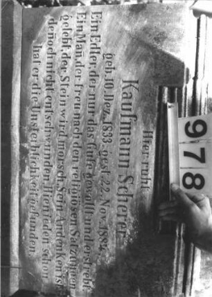 Grabstein 978 (Detailaufnahme 2)