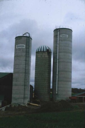Fotografie: Lagertechnik, Hochsilo, Hochbehälter monolitisch