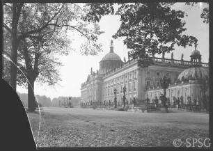 Potsdam, Neues Palais, Gartenseite.