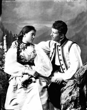 Ungarische Tracht (Paar)