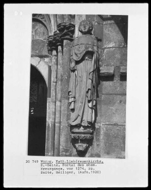 Statue eines Heiligen