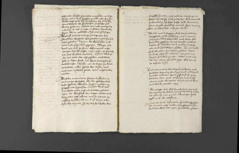 Pfalzgraf Wolfgang teilt Herzog Christoph von Württemberg das Antwortschreiben mit, welches er von König Friedrich II. von Dänemark auf das Kondolenzschreiben wegen des Todes seines Vaters erhalten habe.