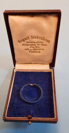 August Stukenbrok / Schmuckschachtel
