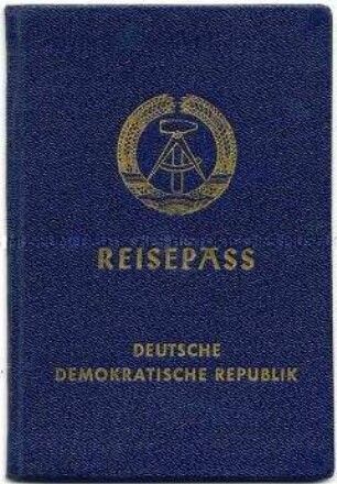 Reisepass der DDR von Erwin Stock mit Einreisevisum für West-Berlin - Familienkonvolut