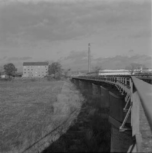 Dresden-Friedrichstadt. Großes Ostragehege. Blick entlang der Eisenbahnbrücke (1905/1910) zum Schlachthofring