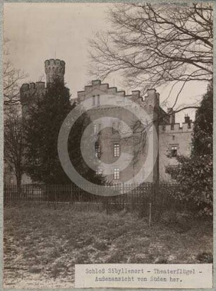 Theaterflügel von Schloss Sibyllenort von S