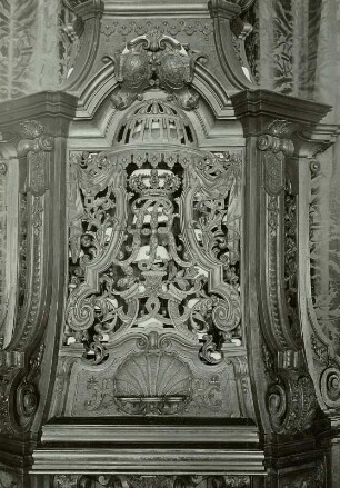 Glockenspiel aus dem Apollosaal des Japanischen Palais : Glockenspiel (1739) aus dem Apollosaal des Japanischen Palais. Dresden
